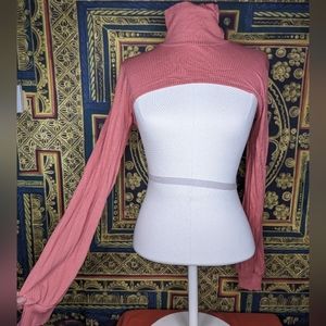 Almost Famous Super Cropped Turtle Neck Size XL NWOT